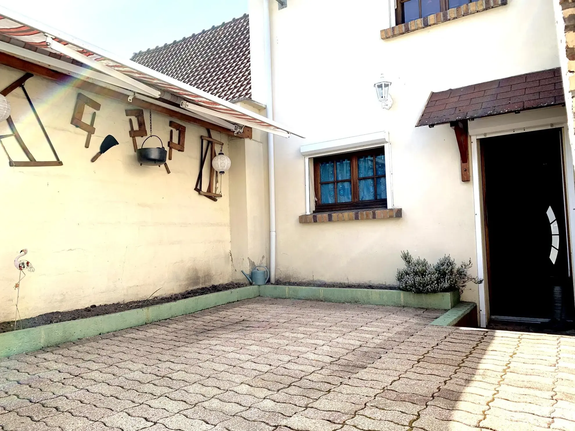 Maison avec 3 chambres, cour et dépendances à Gamaches, proche de la Baie de Somme 