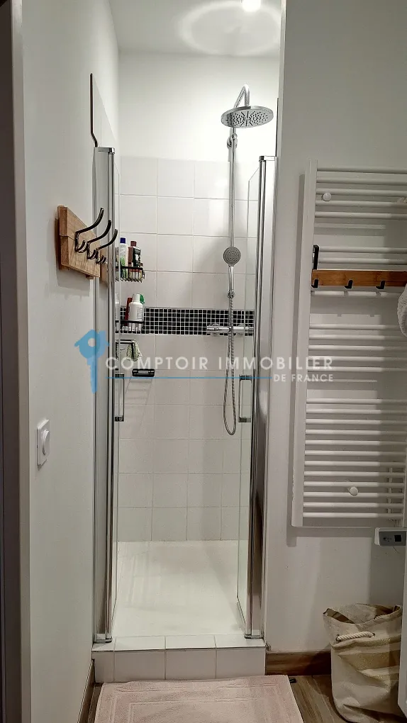 Appartement T3 de 60m² à Nîmes — Idéalement situé, lumineux et rénové 