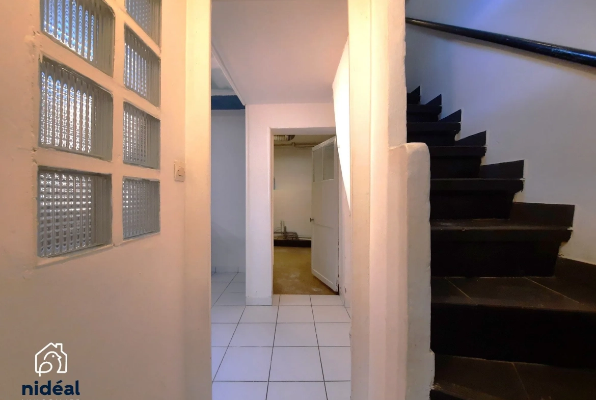 Maison de ville à vendre à Avesnes-sur-Helpe - 112 m² avec 3 chambres 