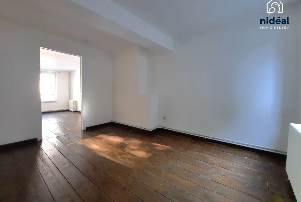 Maison de ville à vendre à Avesnes-sur-Helpe - 112 m² avec 3 chambres 
