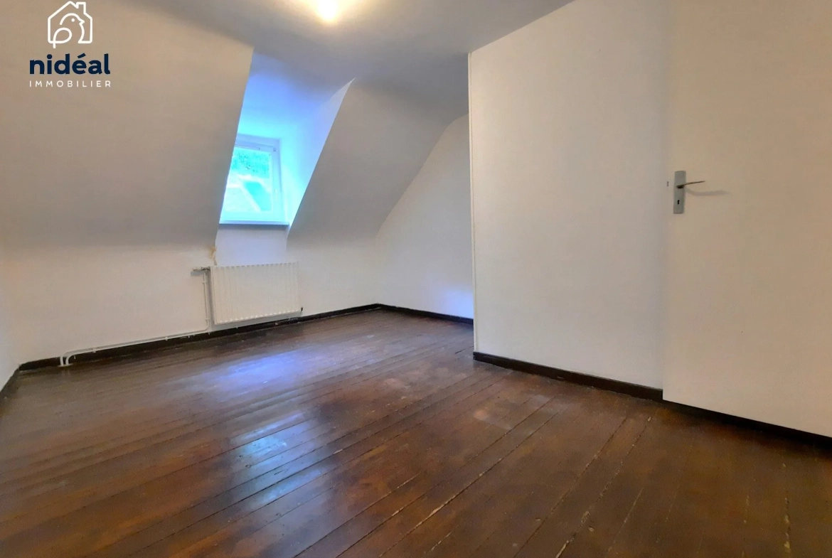 Maison de ville à vendre à Avesnes-sur-Helpe - 112 m² avec 3 chambres 