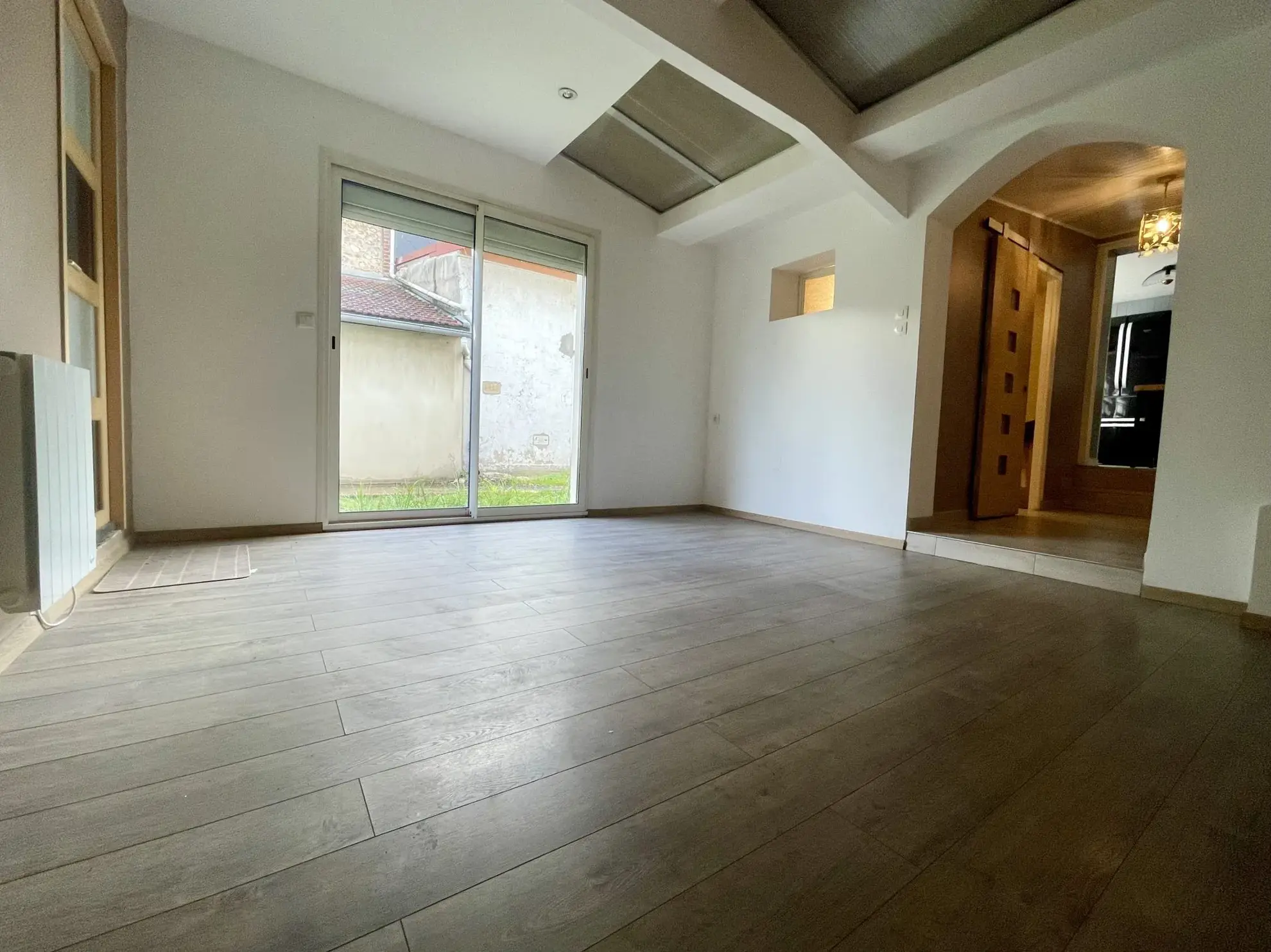 Maison F4 avec Terrasse et Grand Garage à Notre-Dame-de-Bondeville 