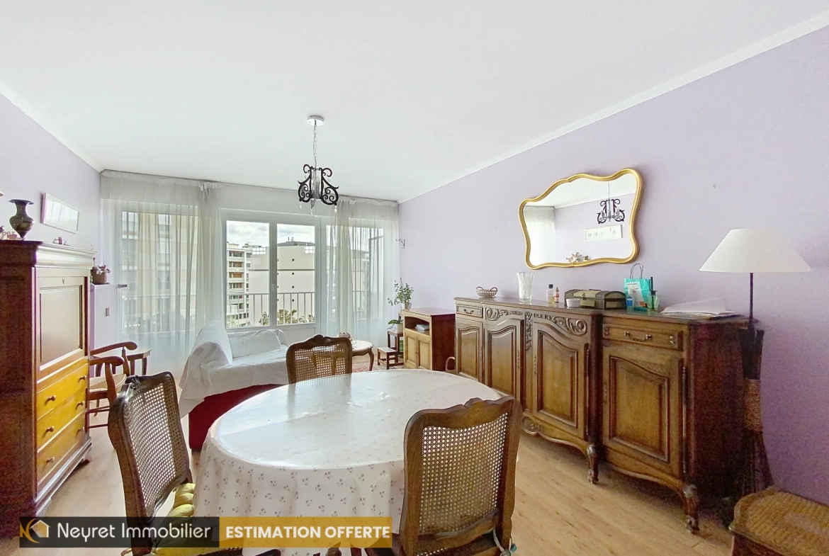 À vendre appartement traversant de 75 m² avec balcon, garage et cave à Saint-Étienne 