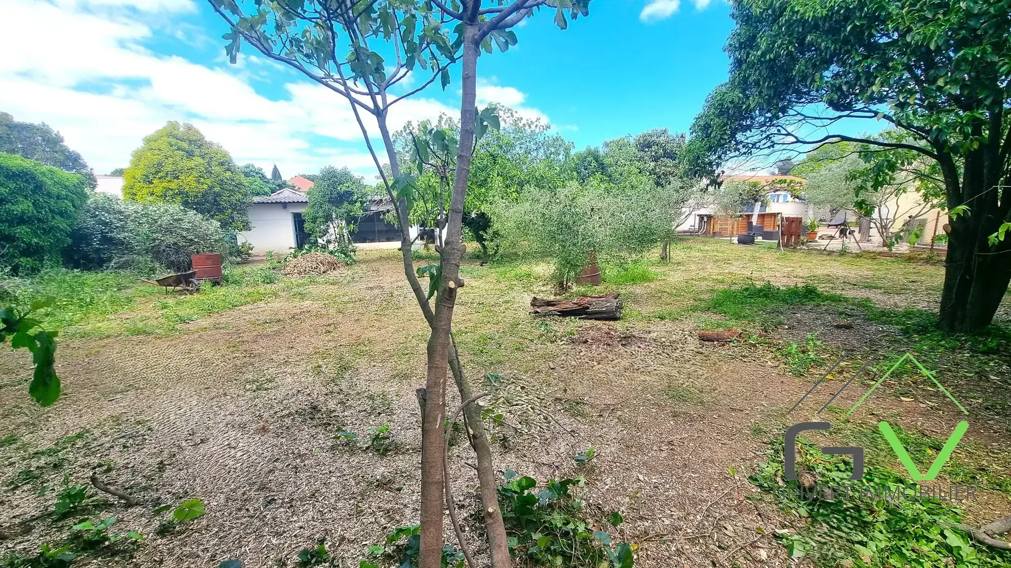 Terrain constructible à Uchaud (30) - 465 m² idéal pour votre maison 