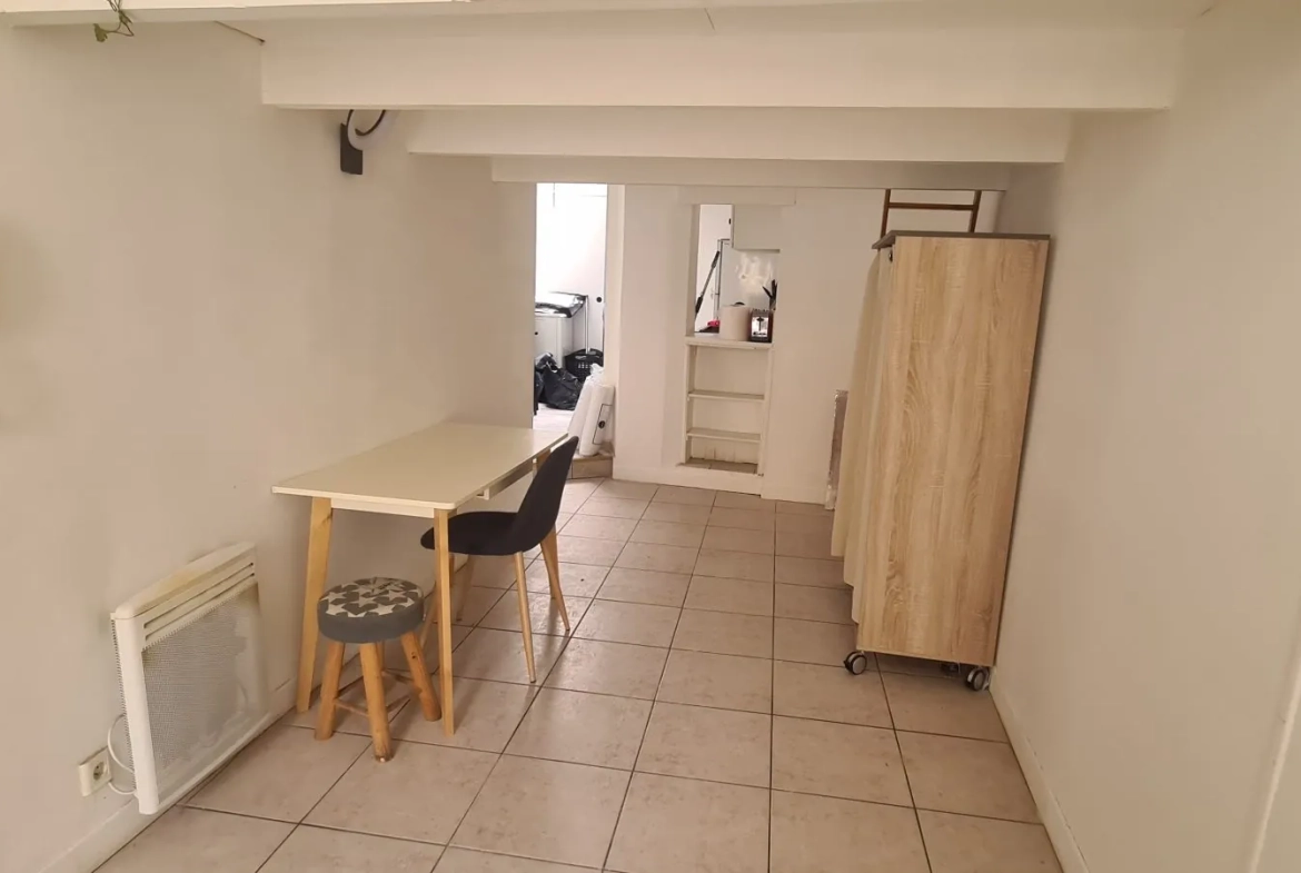 Charmant studio meublé de 30 m² en plein cœur d'Avignon 