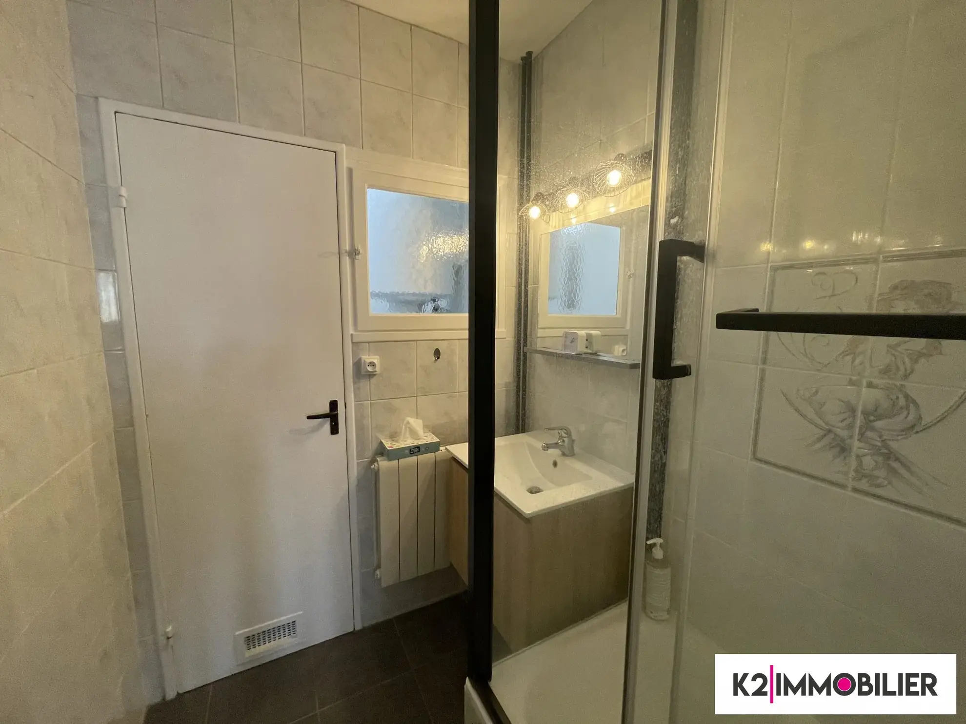 Appartement loué à Montélimar de 58 m² avec balcon – Opportunité d'investissement 