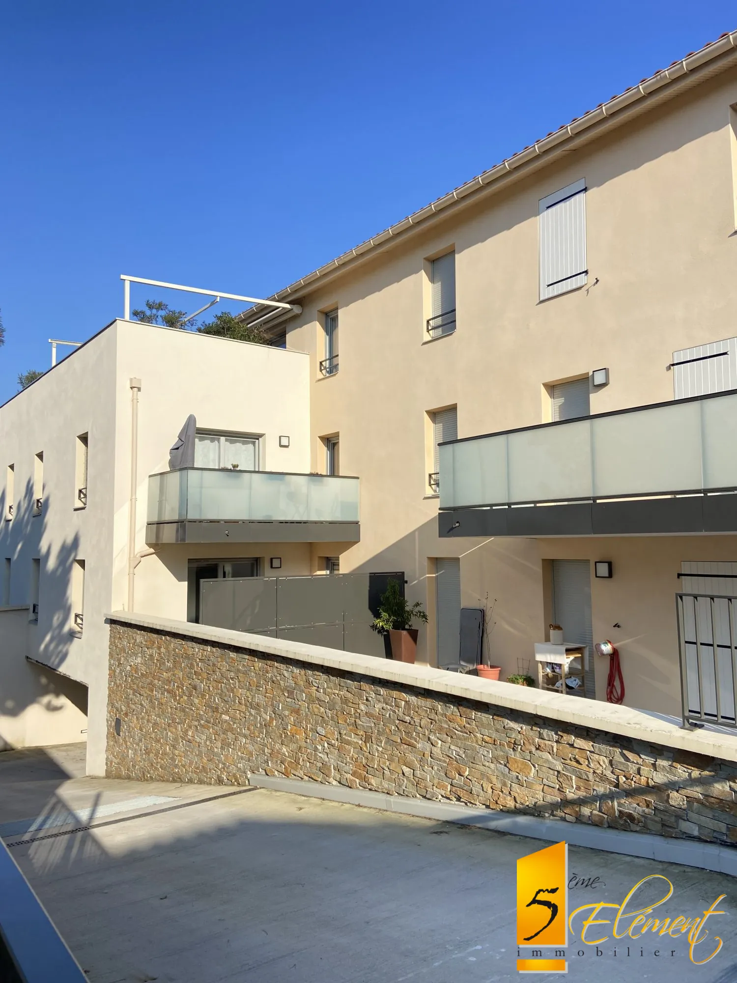 Charmant appartement T2 avec terrasse à Gleizé près de Villefranche-sur-Saône 