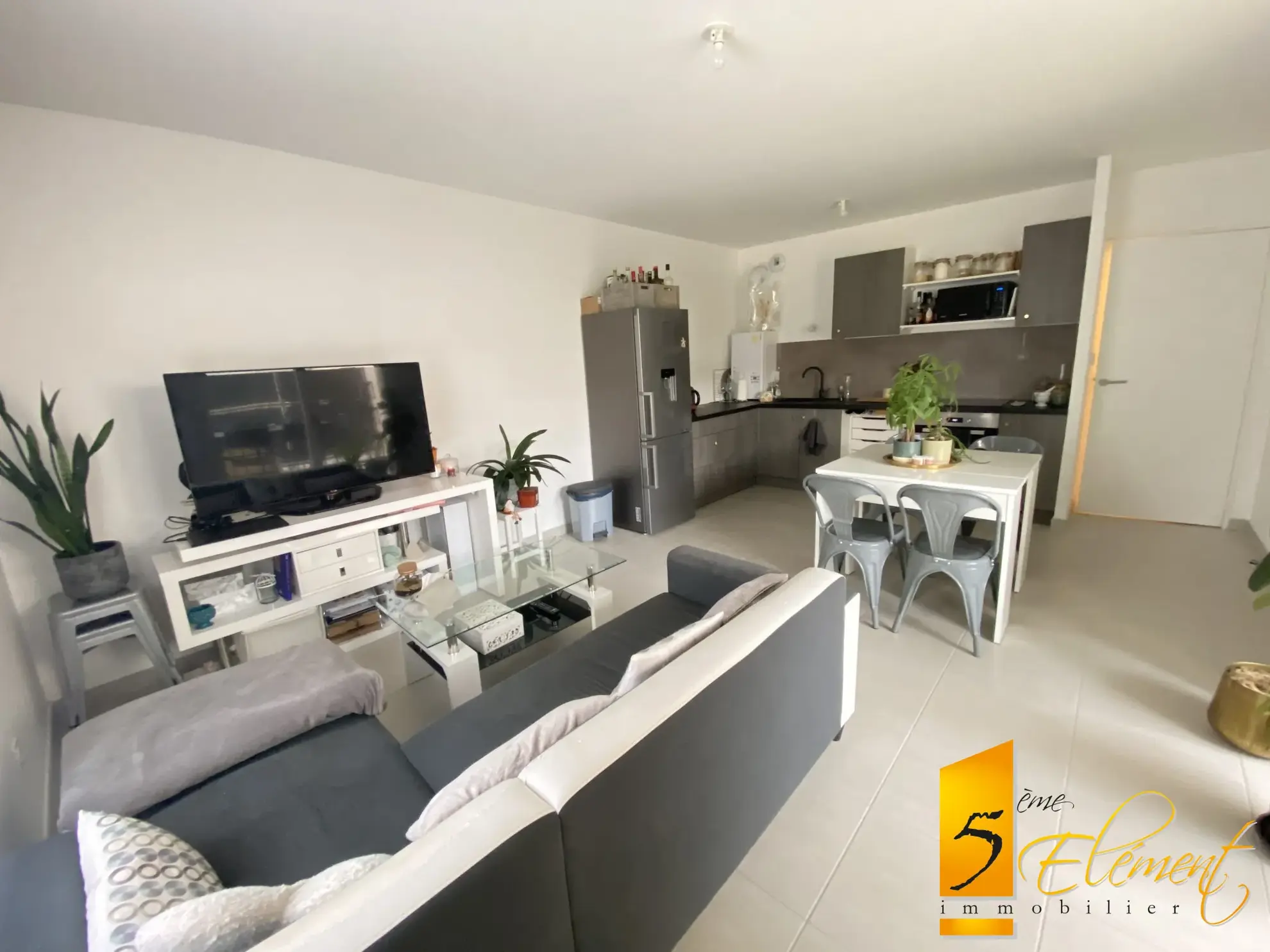 Charmant appartement T2 avec terrasse à Gleizé près de Villefranche-sur-Saône 