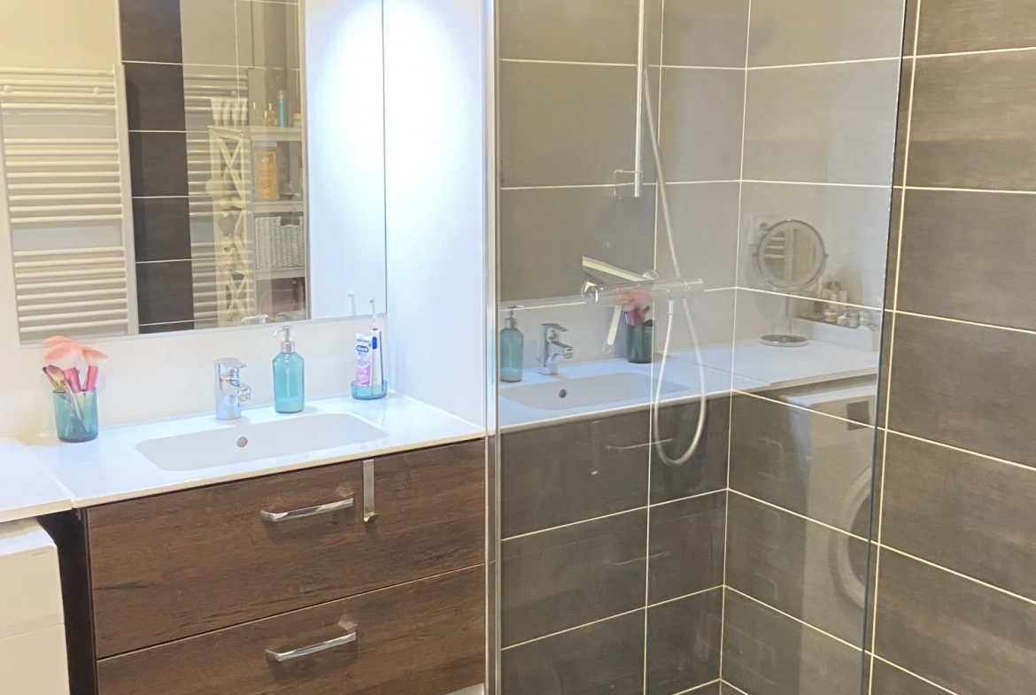 Charmant appartement T2 avec terrasse à Gleizé près de Villefranche-sur-Saône 