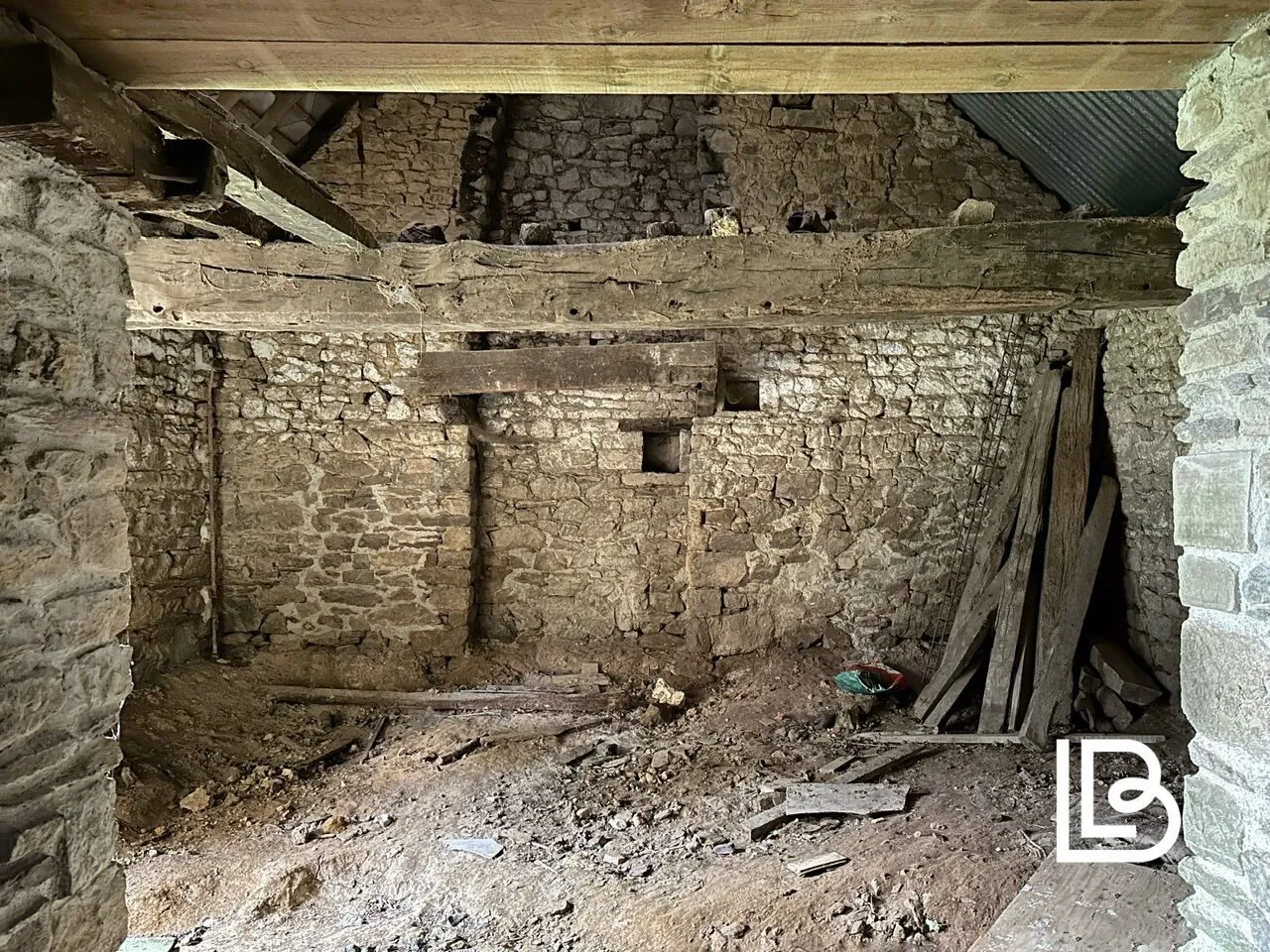 Longère à rénover avec petite maison attenante à Le Petit Fougeray près de Rennes 