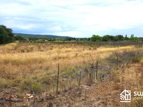 Terrain agricole de 5 hectares à Llupia avec eau et électricité