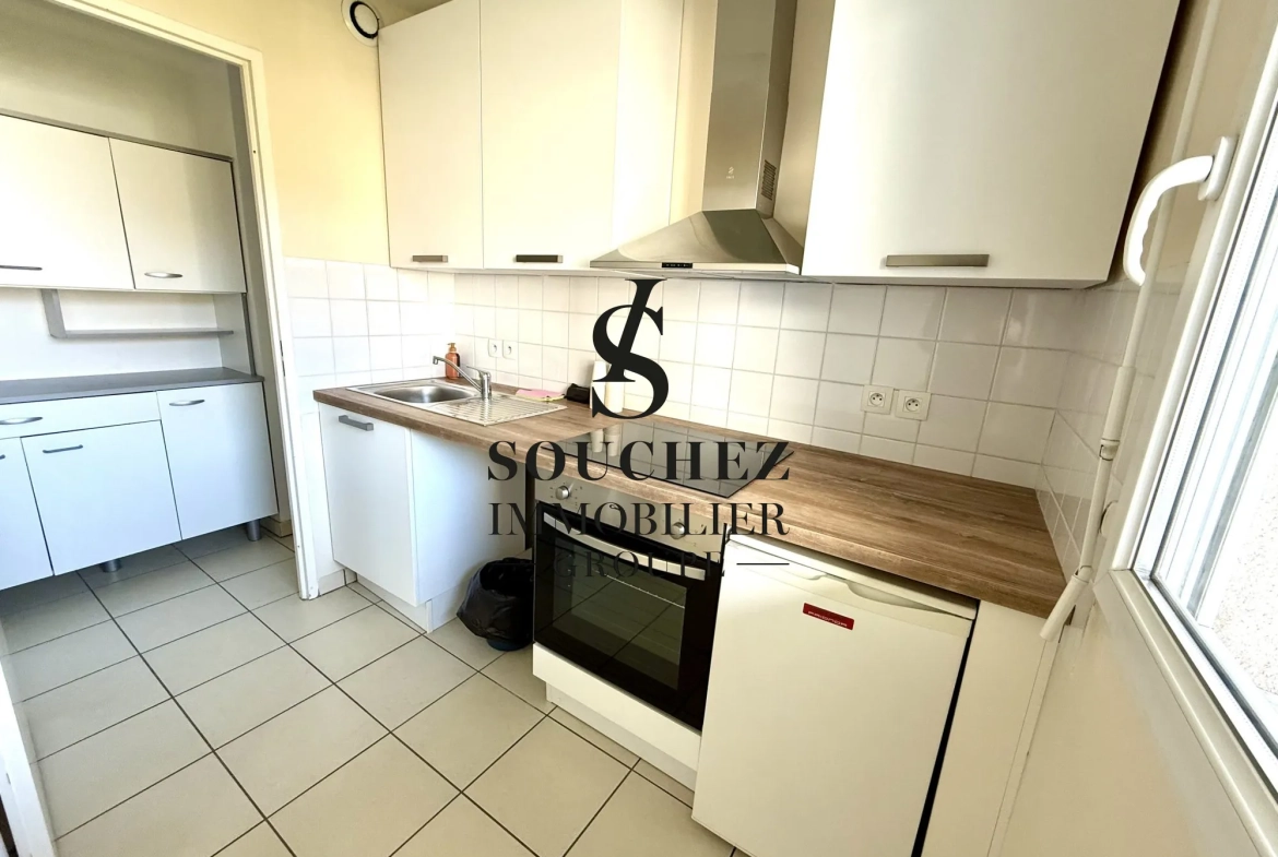 Appartement 2 pièces avec terrasse et parking sécurisé à Lens 