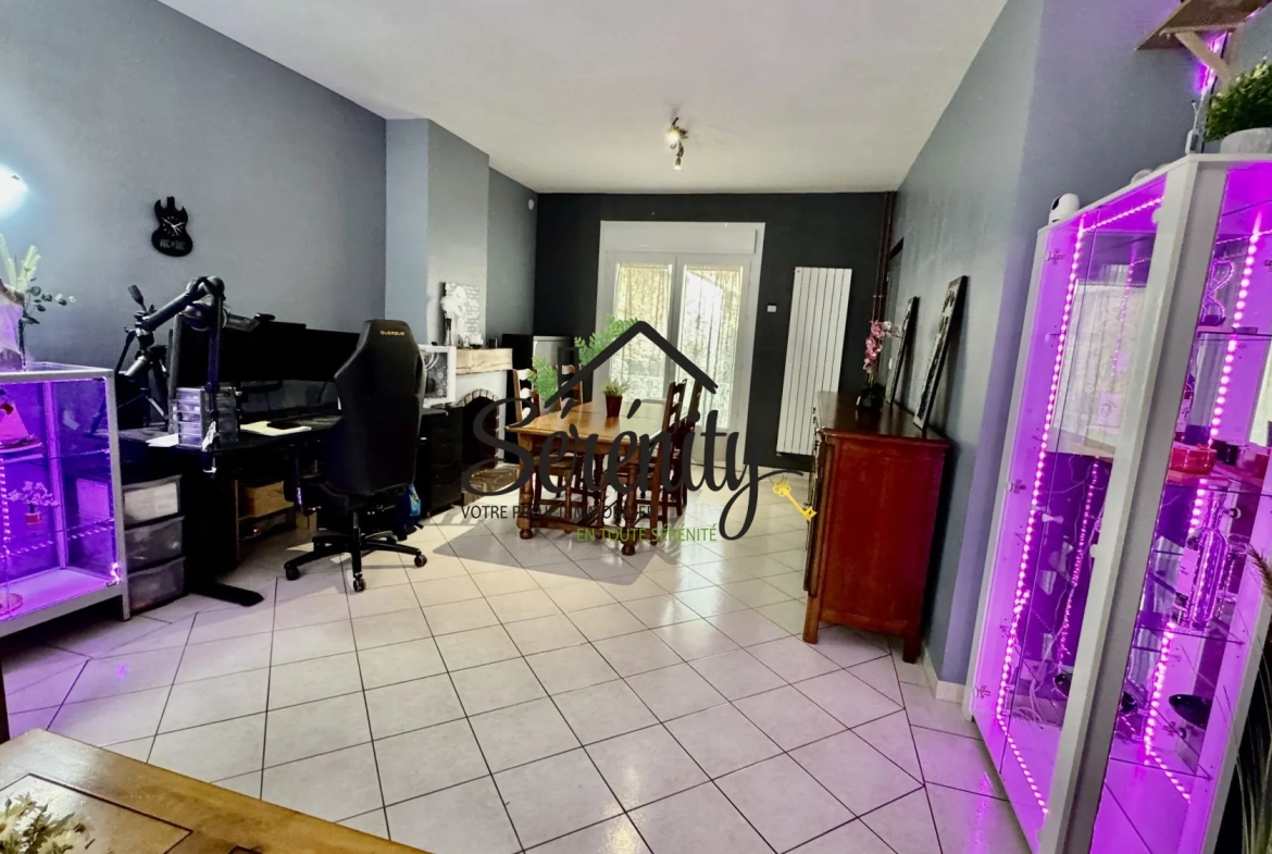 Maison à vendre à Cambrai – 3 chambres, jardin, cave, proximité Auchan 