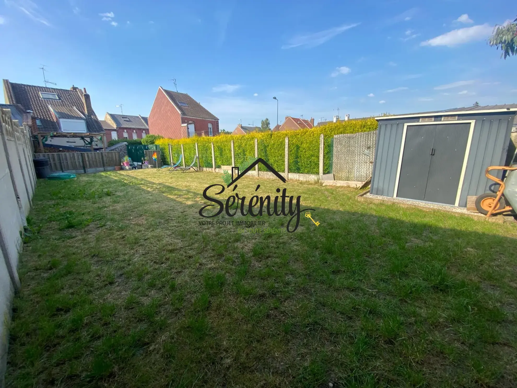 Maison à vendre à Cambrai – 3 chambres, jardin, cave, proximité Auchan 