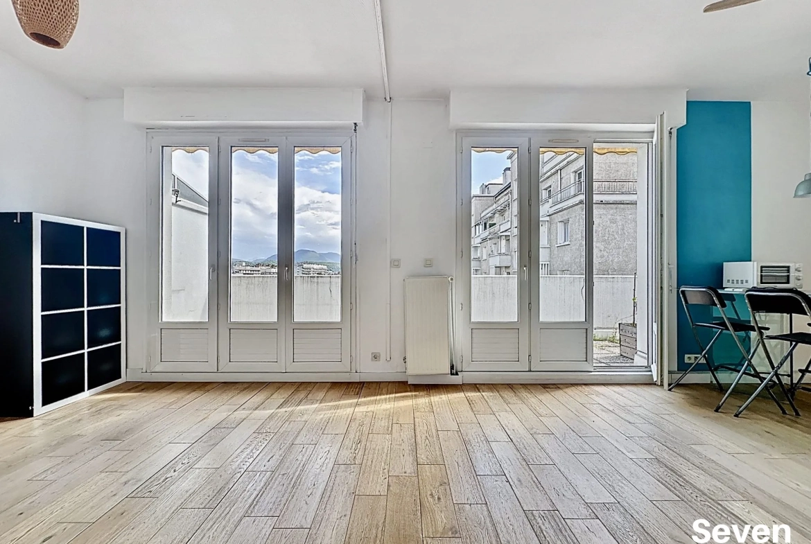 Appartement lumineux de 51 m² avec terrasse à Grenoble - Idéal premier achat ou investissement 