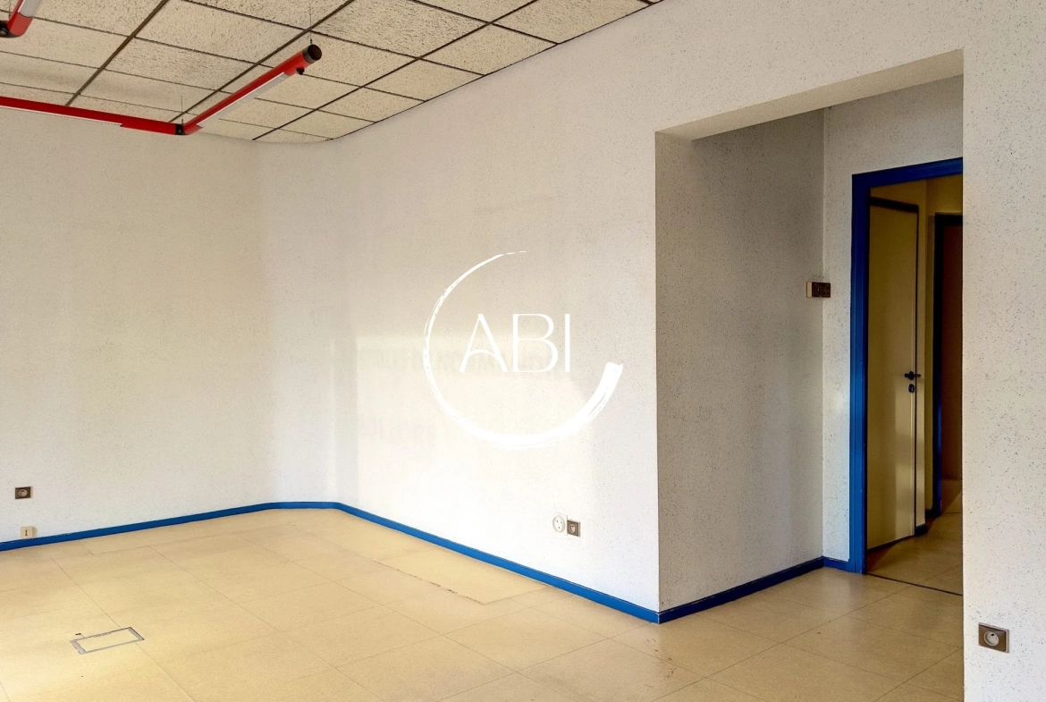 Local commercial de 60 m² à vendre dans le quartier Château à Bagnoles-de-l'Orne 