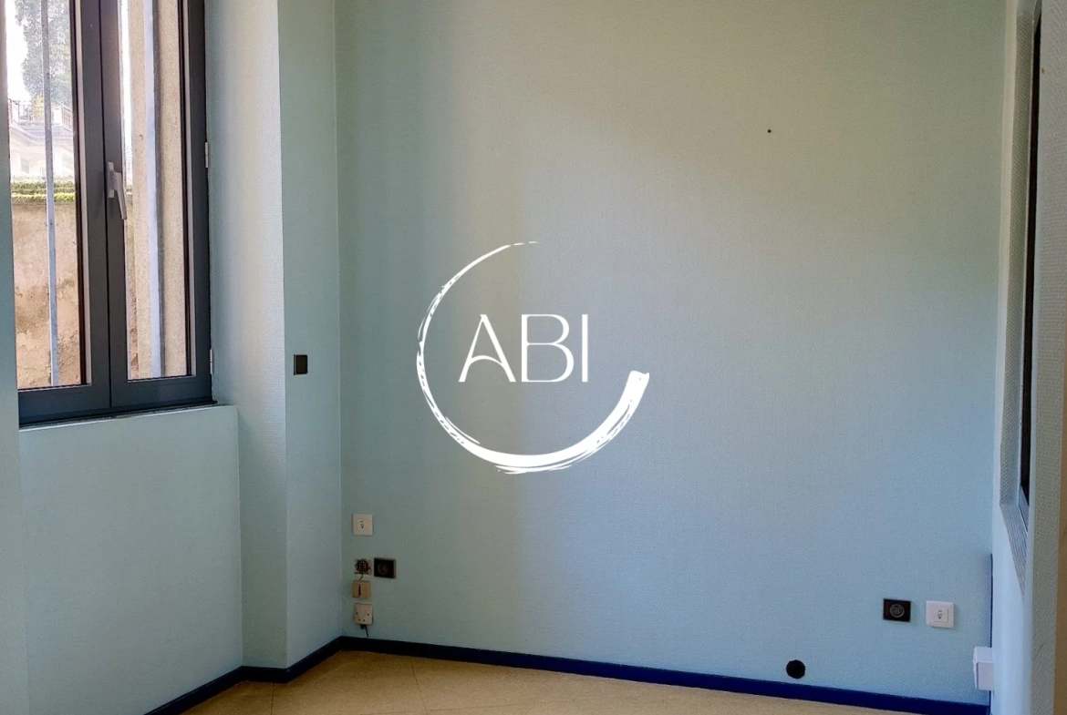 Local commercial de 60 m² à vendre dans le quartier Château à Bagnoles-de-l'Orne 