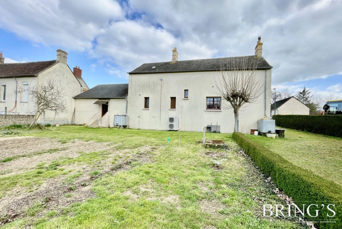 Maison ancienne rénovée avec jardin à Saint-Victeur - 87,92 m² 