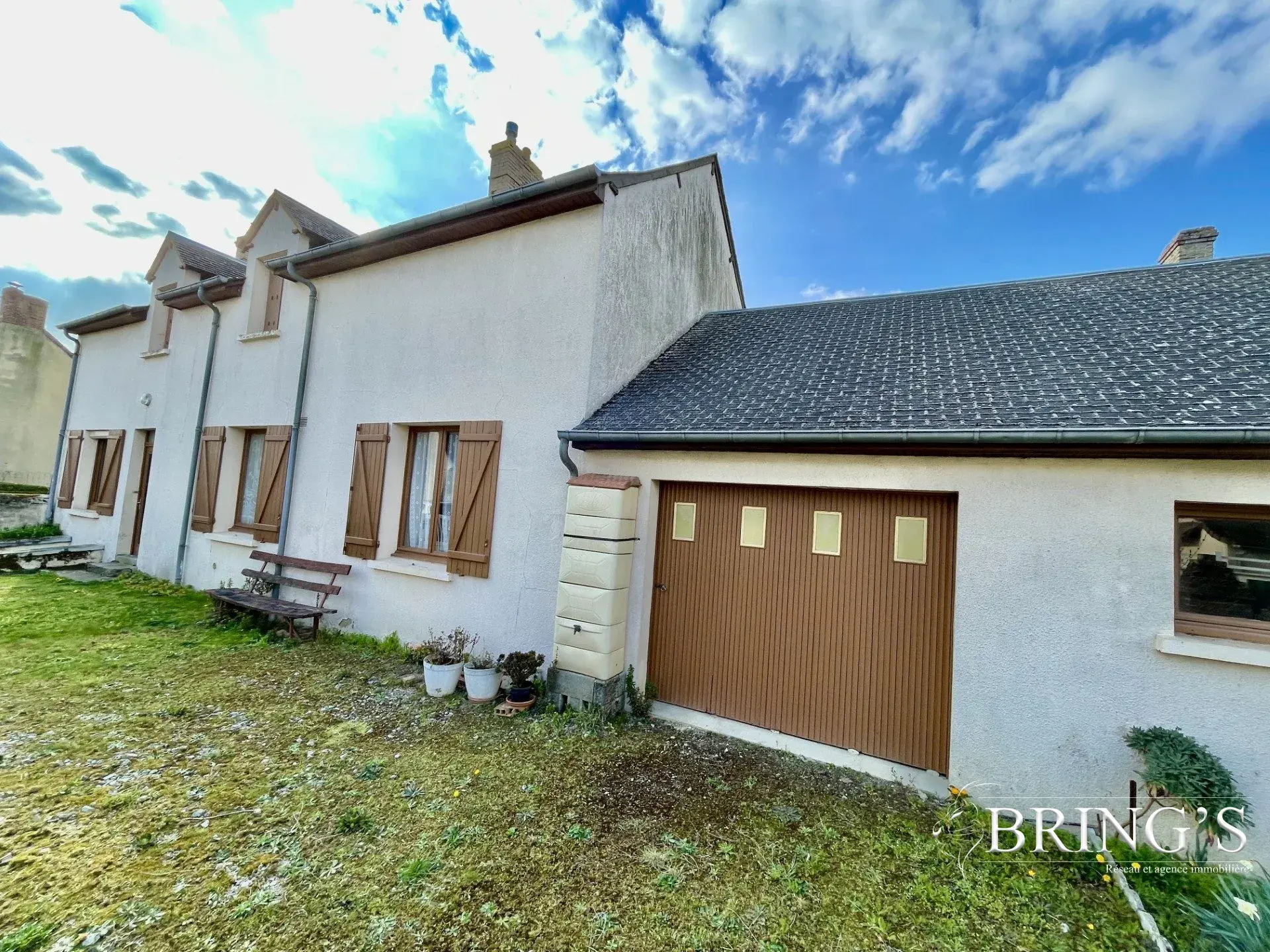 Maison ancienne rénovée avec jardin à Saint-Victeur - 87,92 m² 