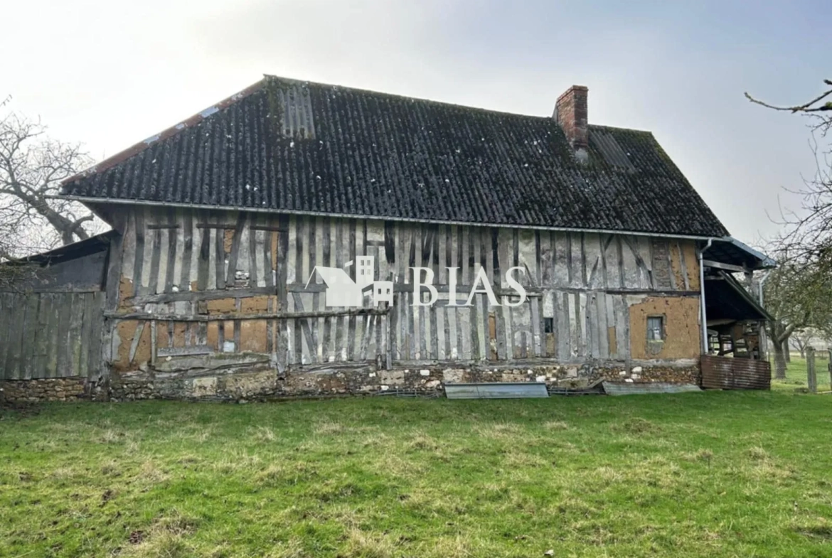 Belle maison en colombage à rénover à Saint-Paer - 1500m² de terrain 