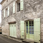 Maison de charme à rénover à Laroque-Timbaut avec grand terrain de 6270 m²
