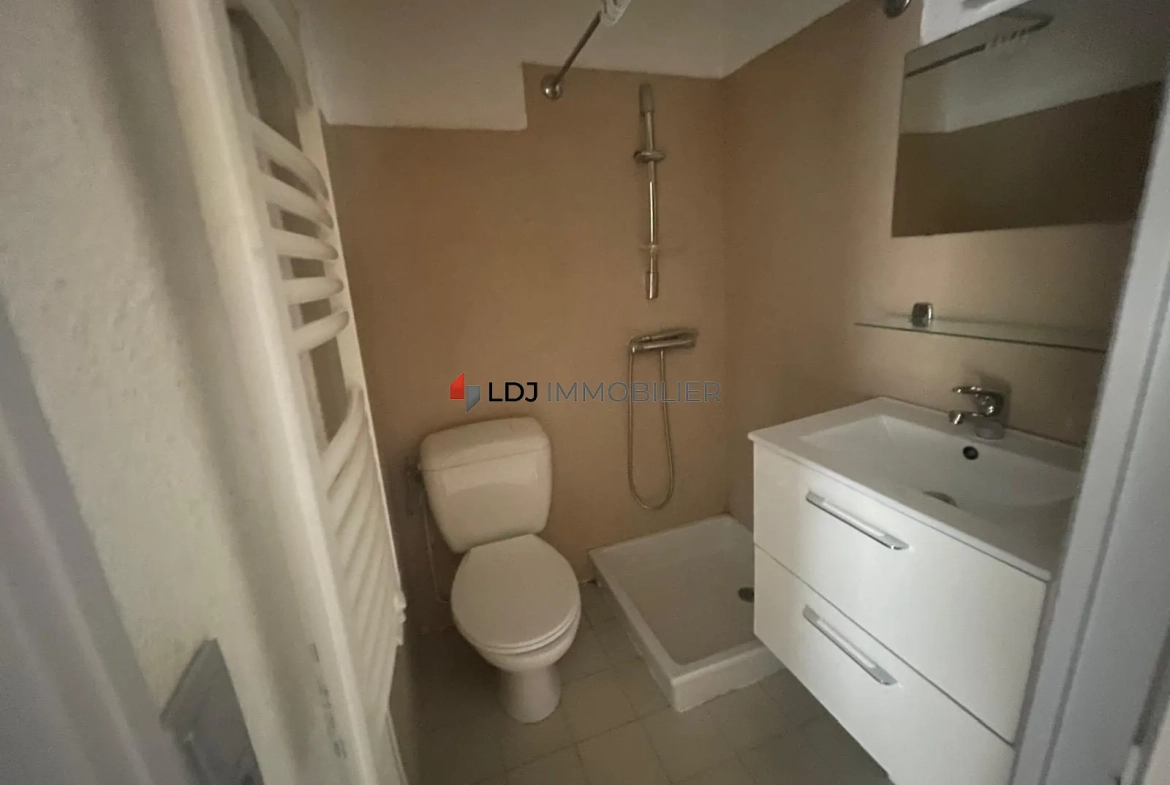 Appartement T2 avec jardin privatif à Amélie-les-Bains-Palalda 