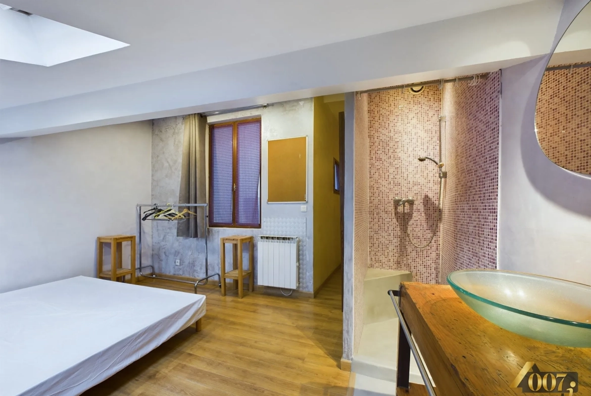 Appartement meublé à vendre au dernier étage à Valgelon-La-Rochette 