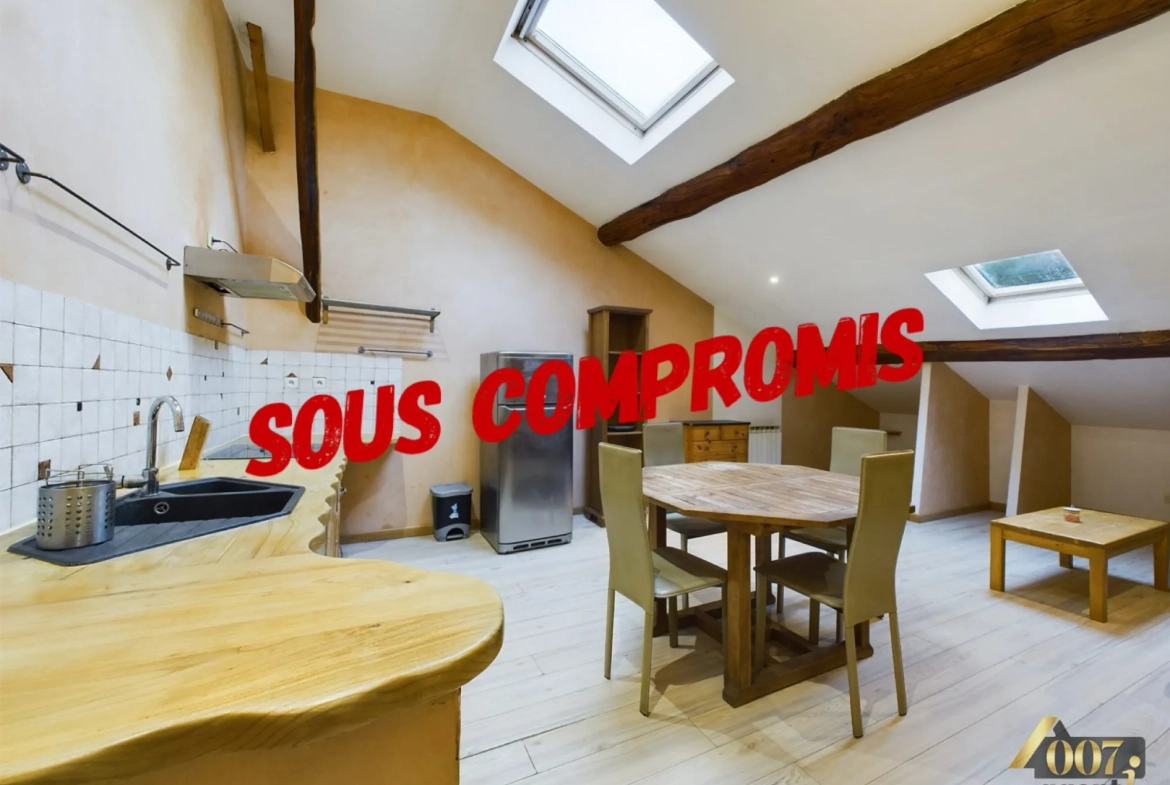 Appartement meublé à vendre au dernier étage à Valgelon-La-Rochette 