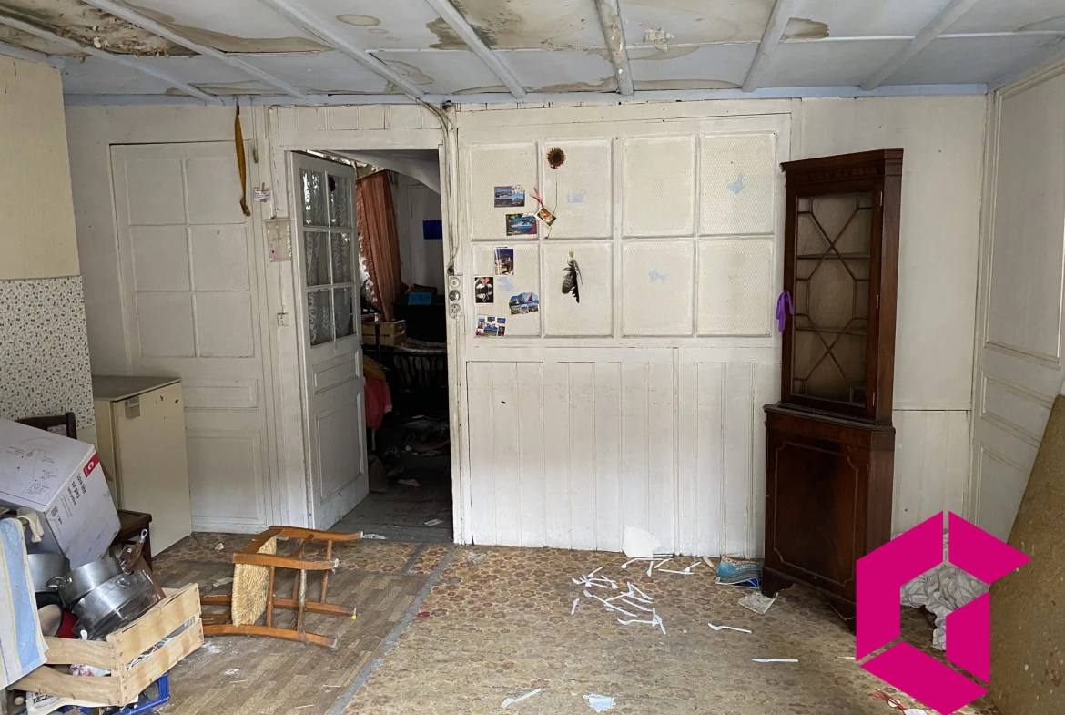 Maison à rénover à Tence de 140 m² avec sous-sol et extérieur 