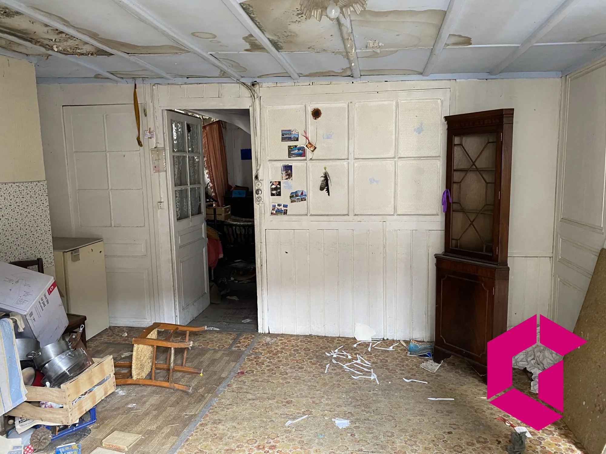 Maison à rénover à Tence de 140 m² avec sous-sol et extérieur 