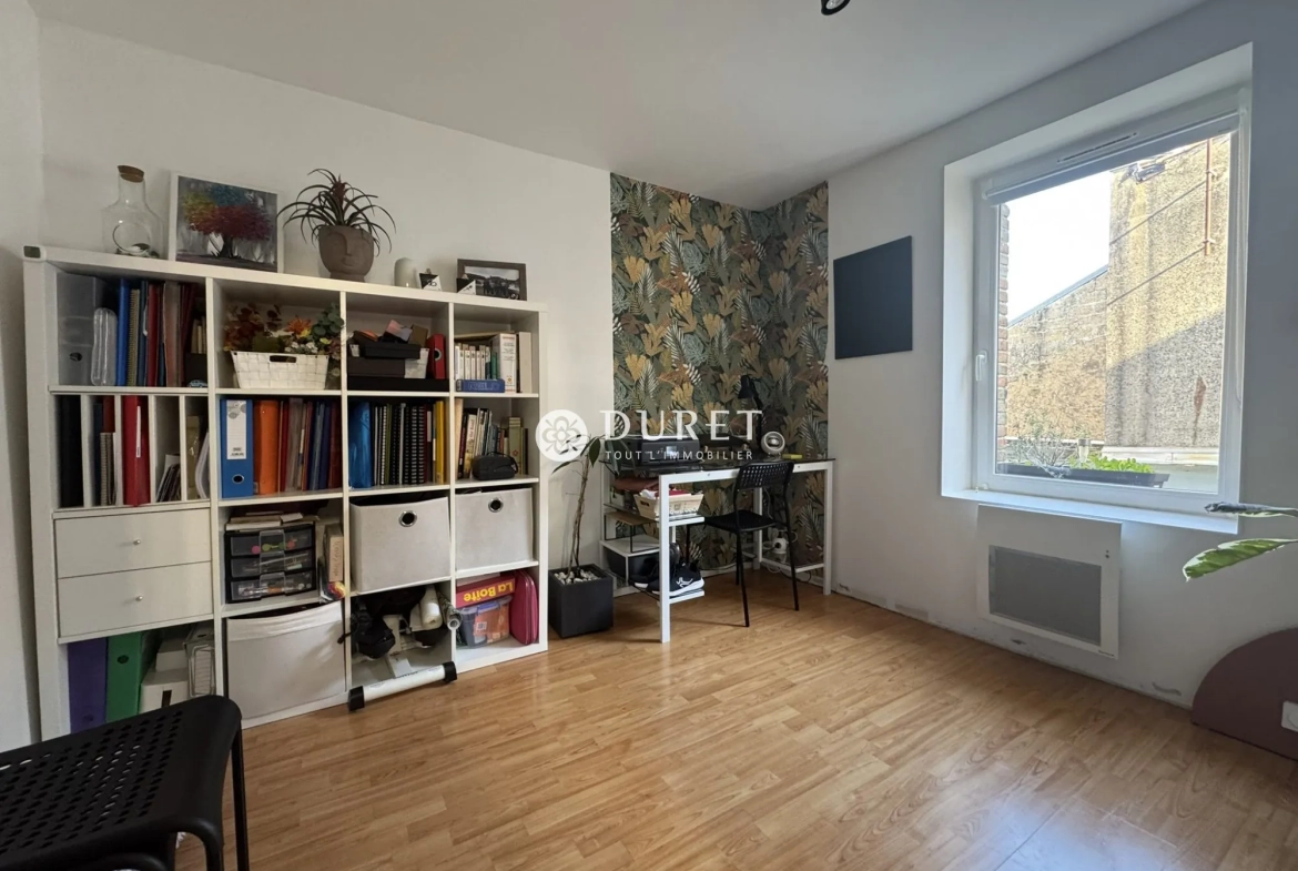 Maison de Ville Atypique à Challans, 72 m², 2 chambres, rénovée 