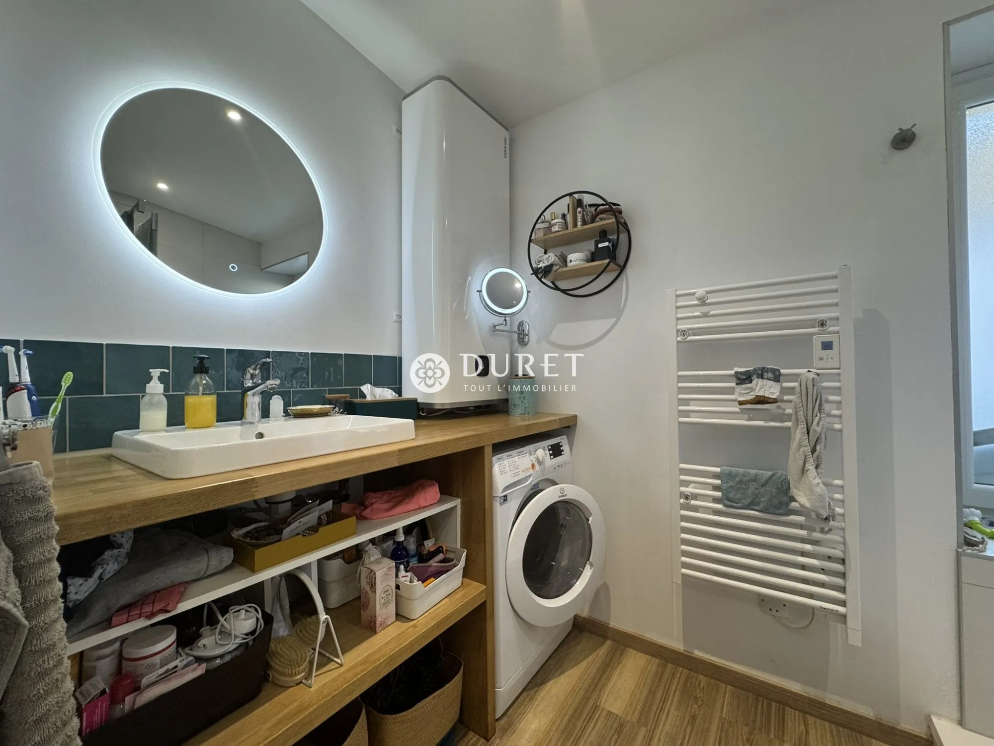 Maison de Ville Atypique à Challans, 72 m², 2 chambres, rénovée 