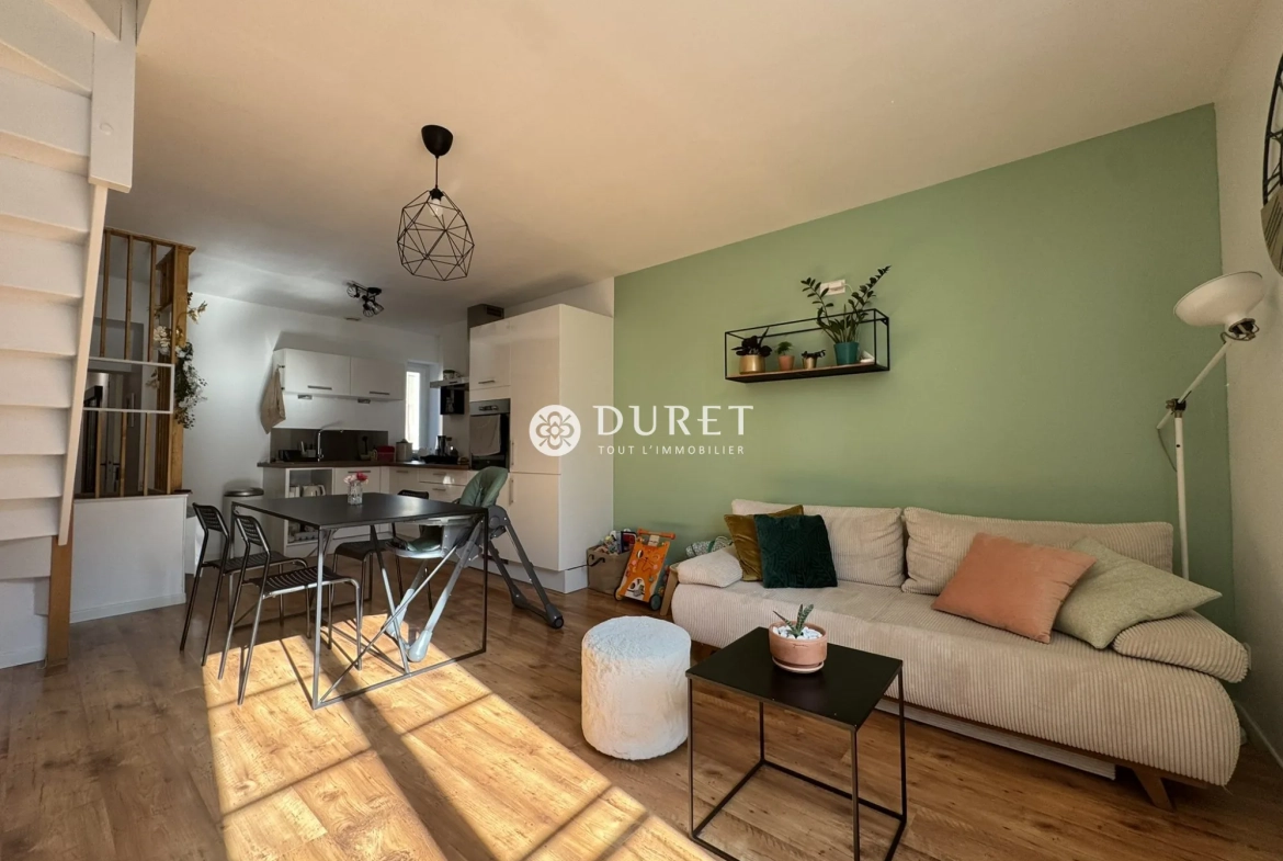 Maison de Ville Atypique à Challans, 72 m², 2 chambres, rénovée 