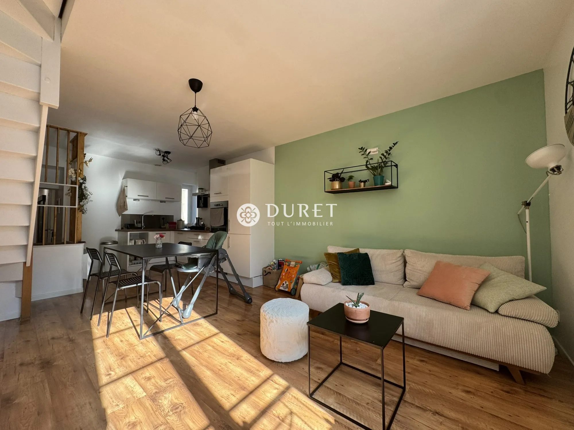 Maison de Ville Atypique à Challans, 72 m², 2 chambres, rénovée 