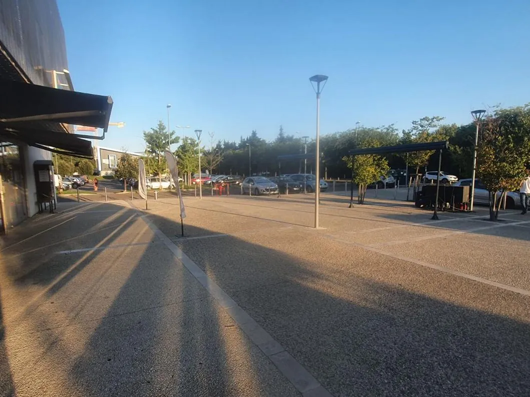 Fonds de commerce restaurant à vendre à Avignon Agroparc - Emplacement stratégique 