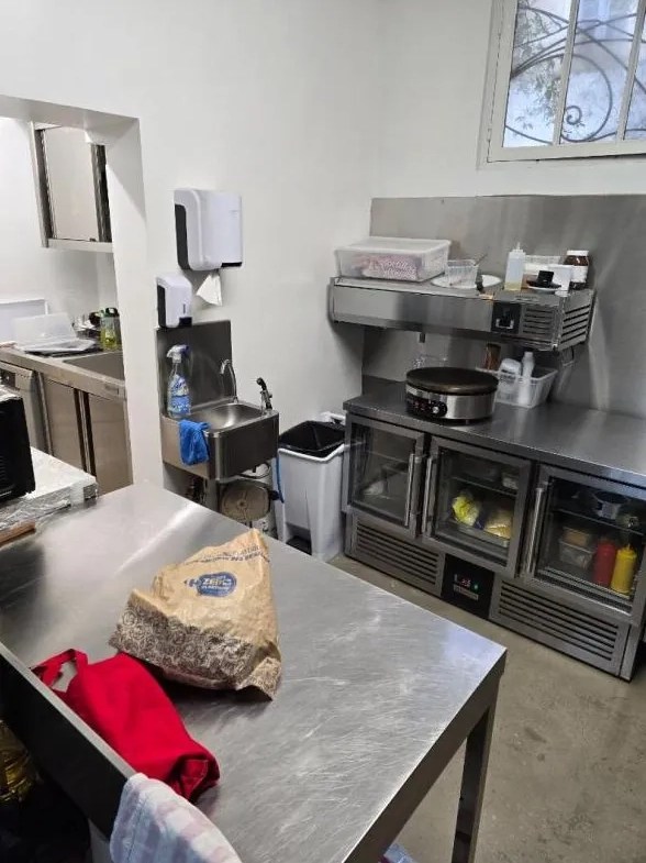 Fonds de commerce restaurant à vendre à Avignon Agroparc - Emplacement stratégique 