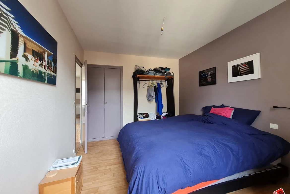 Appartement traversant de 73 m² à Saint-Brieuc avec cave et parking 