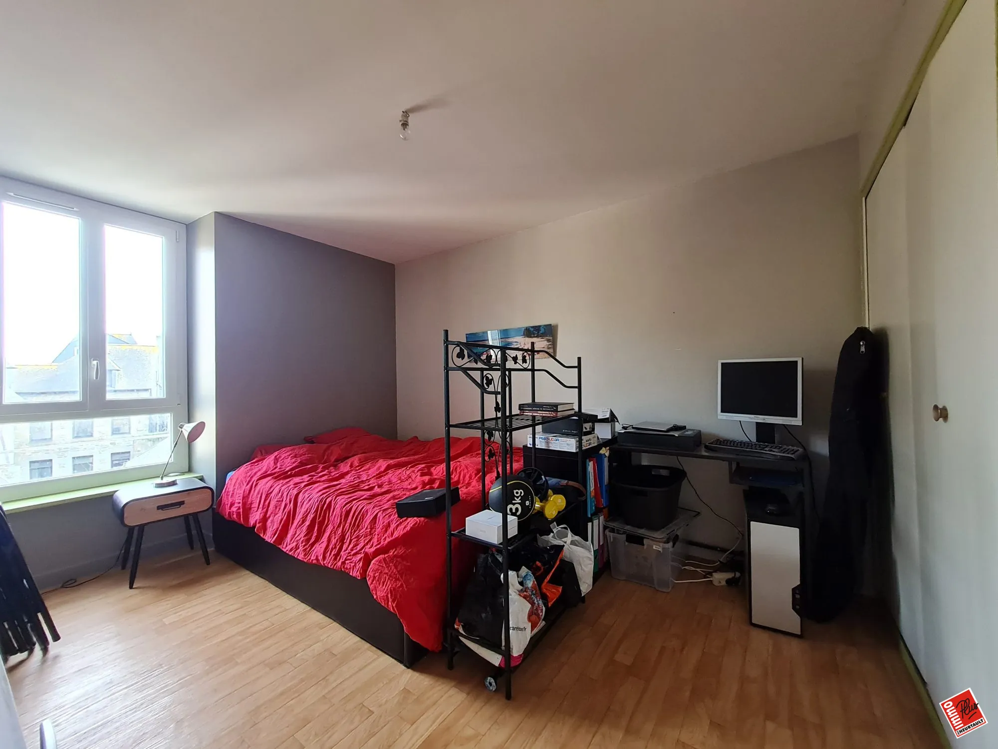 Appartement traversant de 73 m² à Saint-Brieuc avec cave et parking 