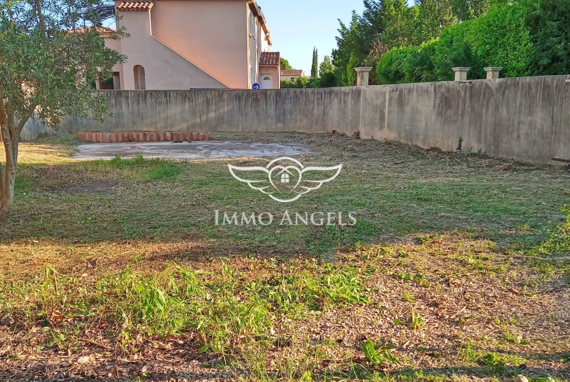 Terrain à vendre à Le Thor de 316m2, proche Avignon 