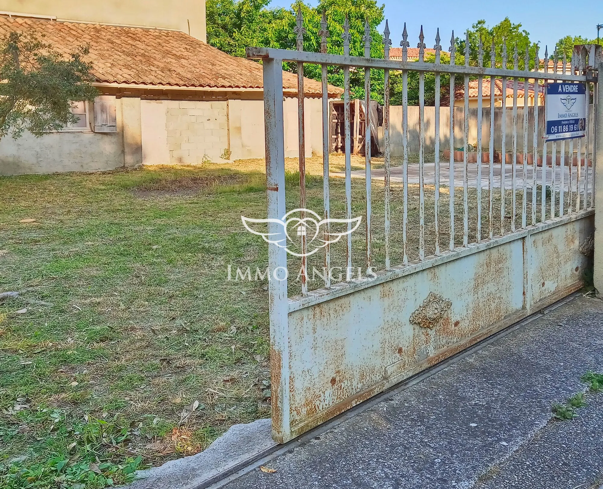 Terrain à vendre à Le Thor de 316m2, proche Avignon 