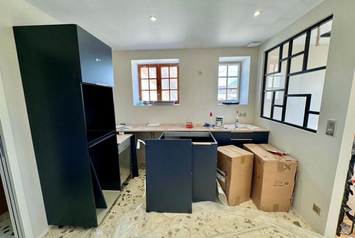 Maison à vendre à Marzy avec grand garage, dépendances et terrain de 798 m² 