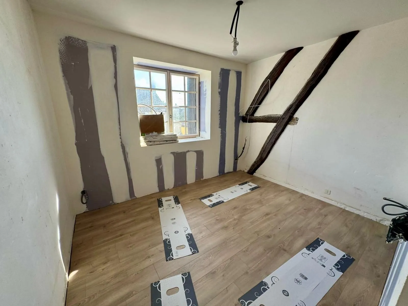 Maison à vendre à Marzy avec grand garage, dépendances et terrain de 798 m² 