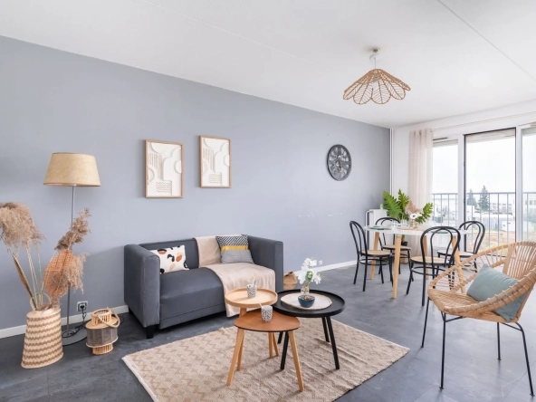 Appartement T2 à vendre à Vénissieux - 57 m², sécurisé, proche transports