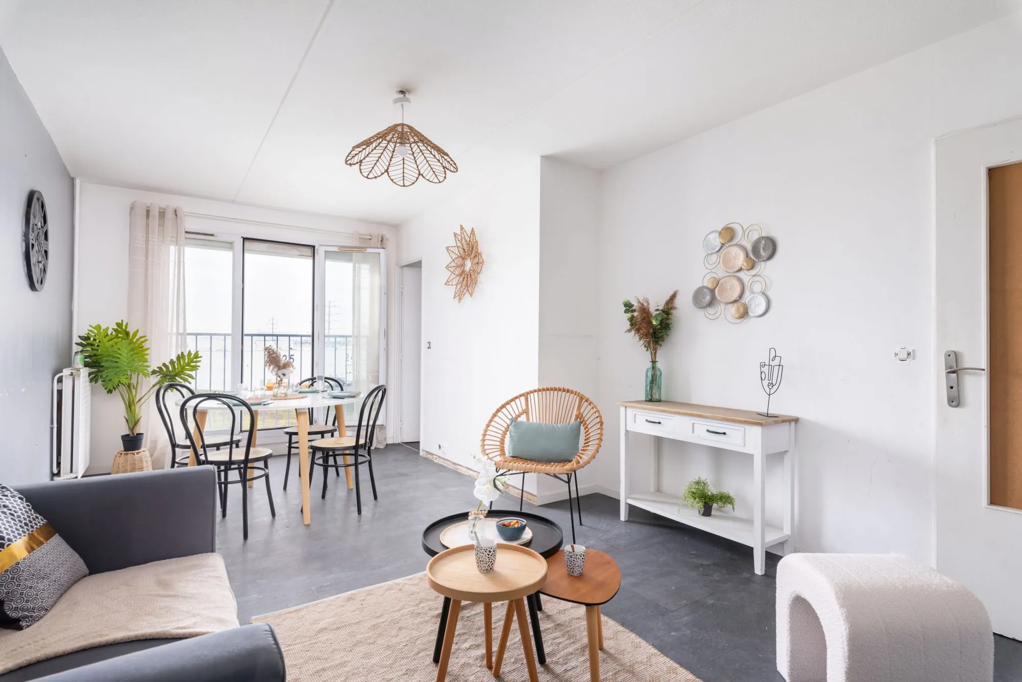 Appartement T2 à vendre à Vénissieux - 57 m², sécurisé, proche transports 