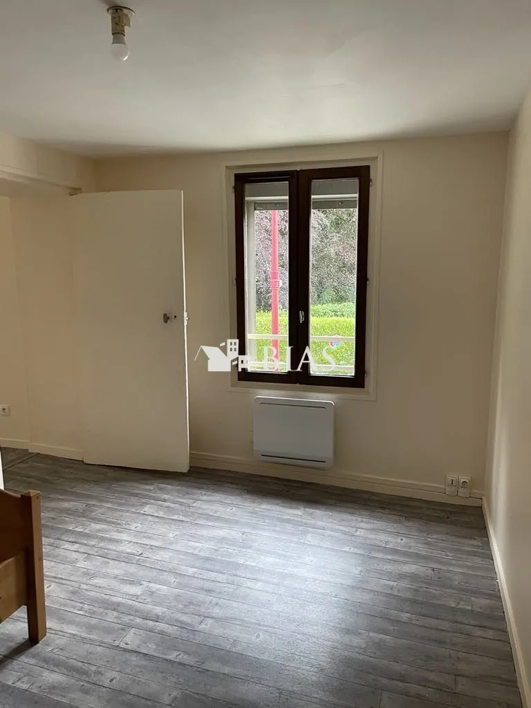 Maison à Duclair avec deux logements et cour privative - Investissement ou primo-accès 