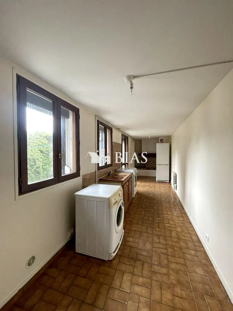 Maison à Duclair avec deux logements et cour privative - Investissement ou primo-accès 