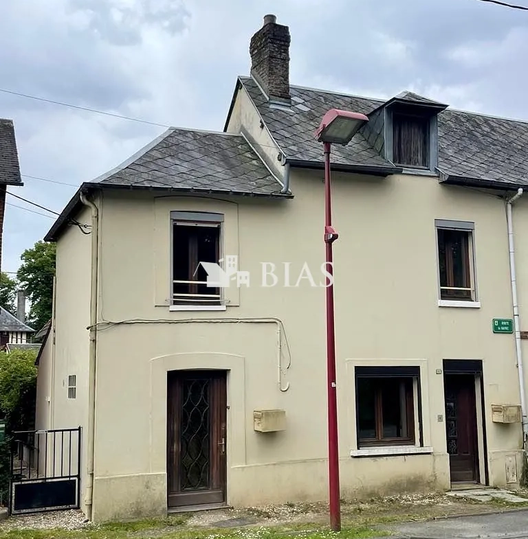 Maison à Duclair avec deux logements et cour privative - Investissement ou primo-accès 