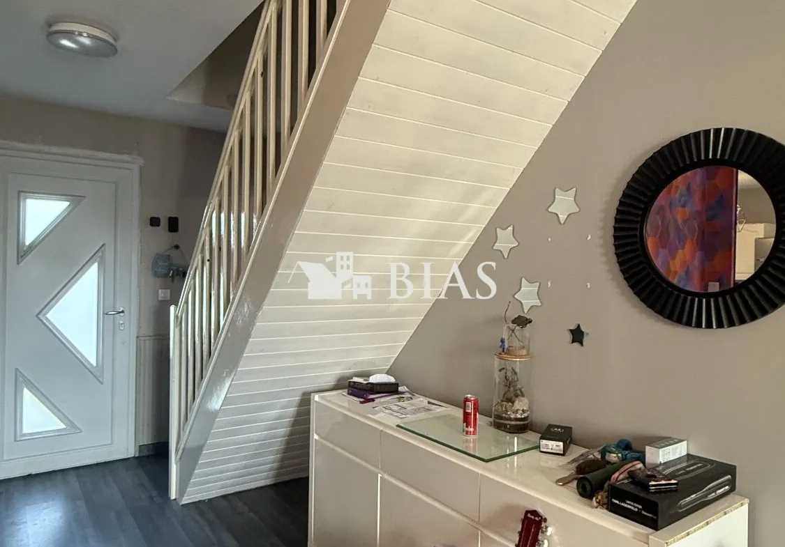 Charmante maison de plain-pied sur 1550 m² de terrain à Duclair 