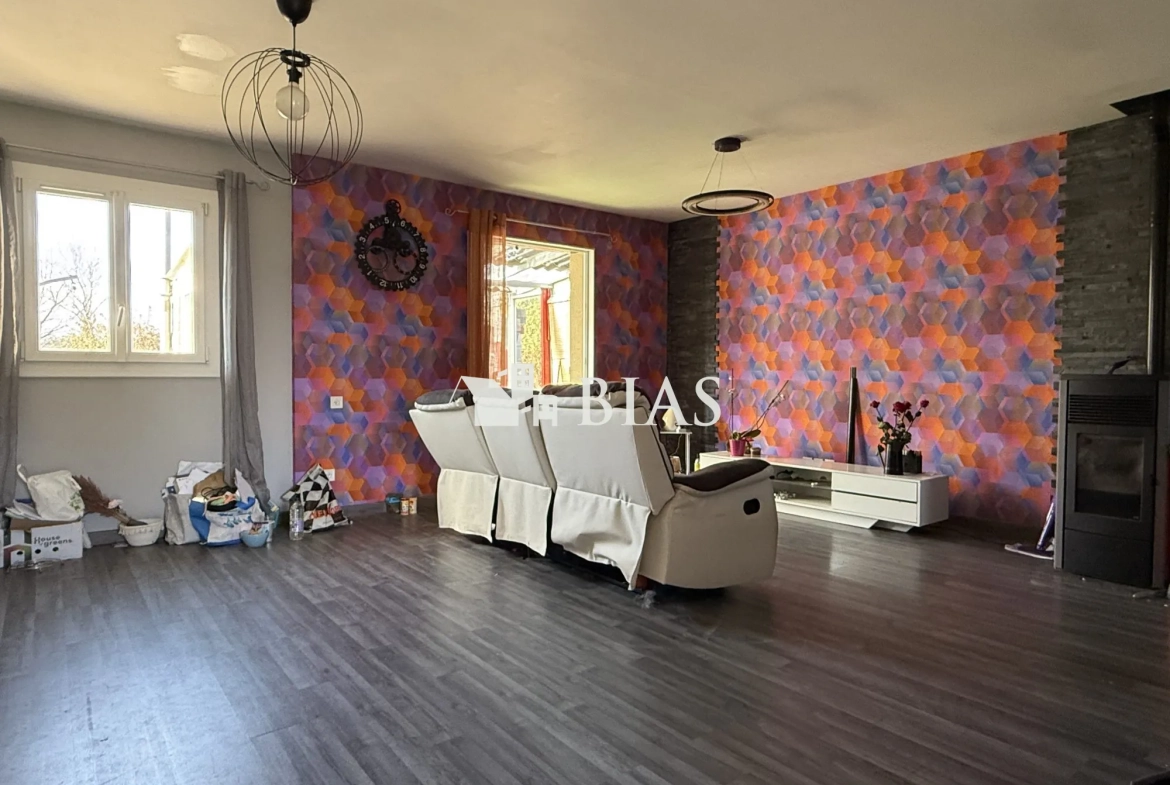 Charmante maison de plain-pied sur 1550 m² de terrain à Duclair 