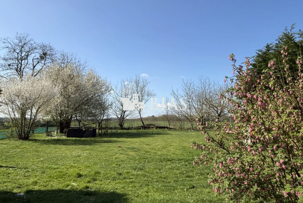 Charmante maison de plain-pied sur 1550 m² de terrain à Duclair 